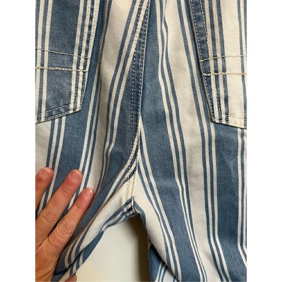 🔴 American Eagle blue and white striped mom jeans size size 6 - Picture 15 of 16